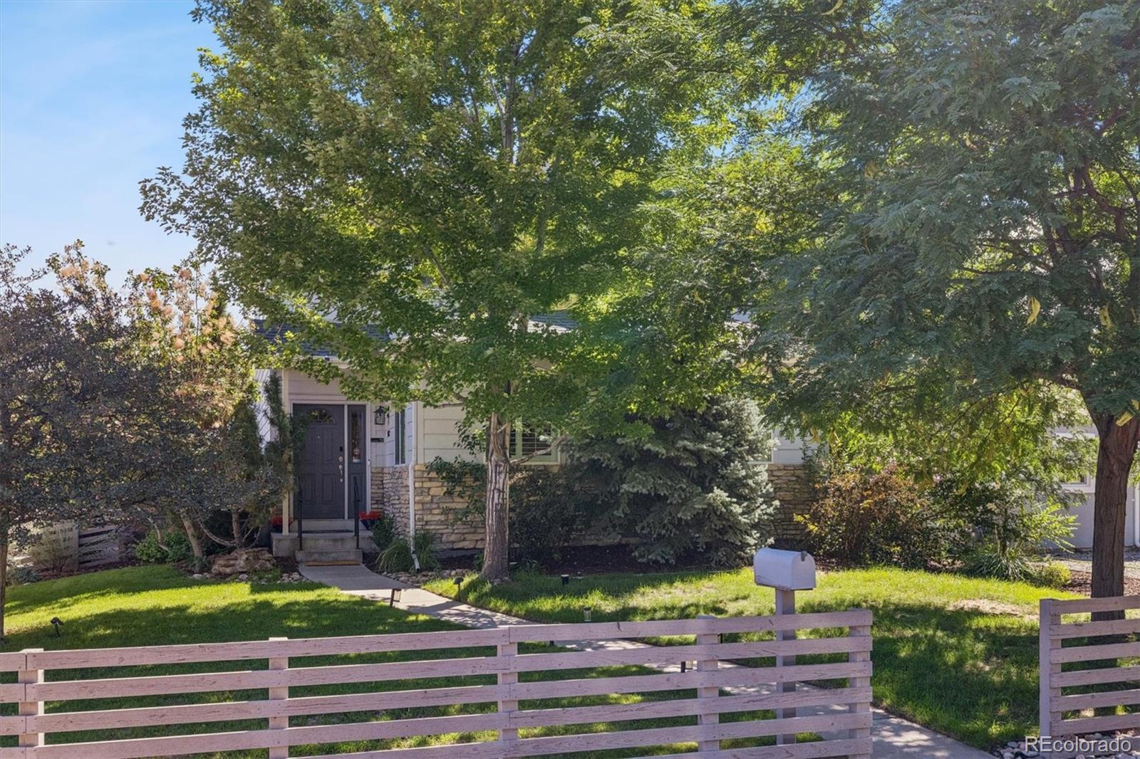 902 S Leyden St, Denver, CO 80224