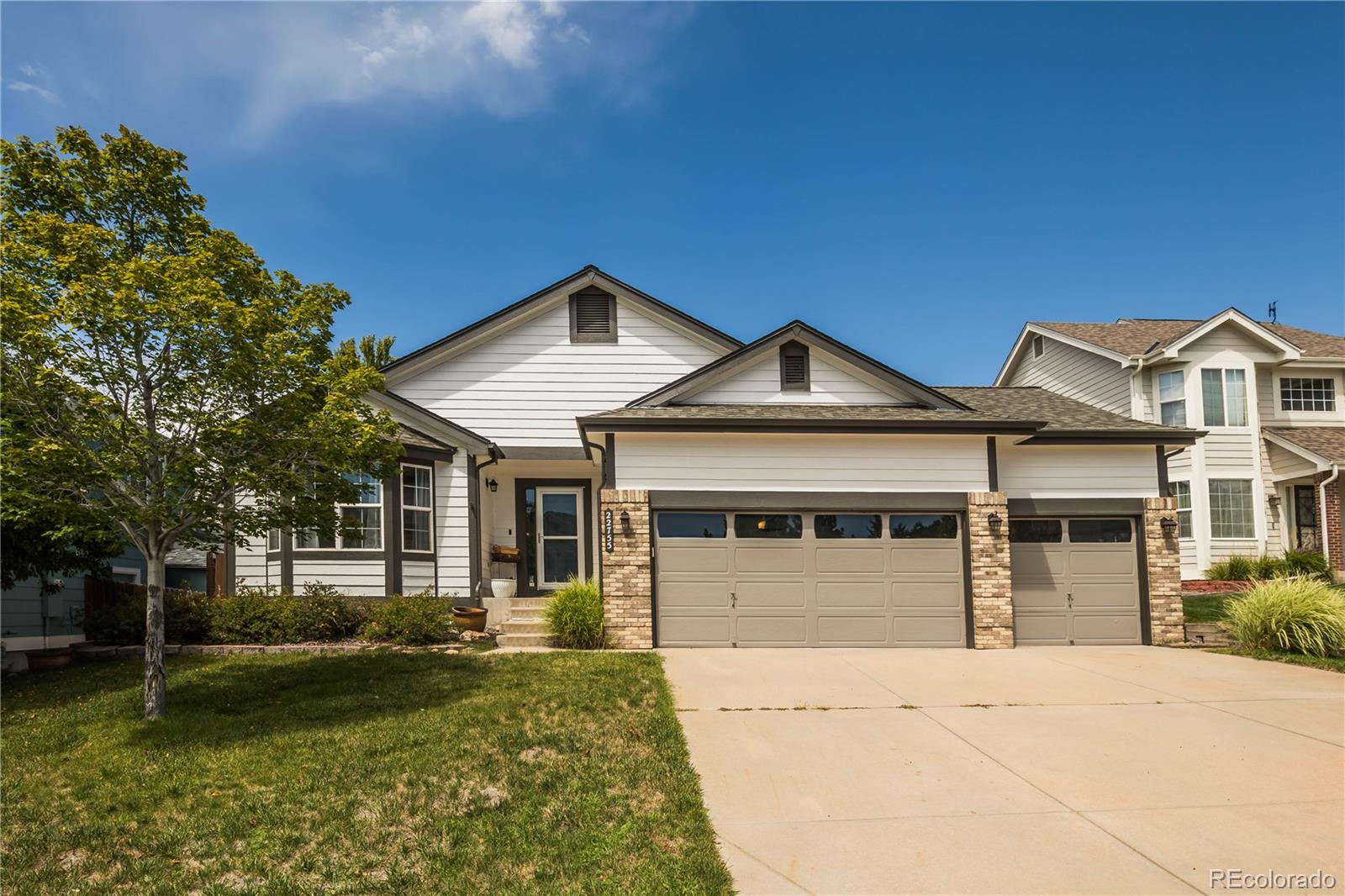 22755 E Alamo Pl, Aurora, CO 80015