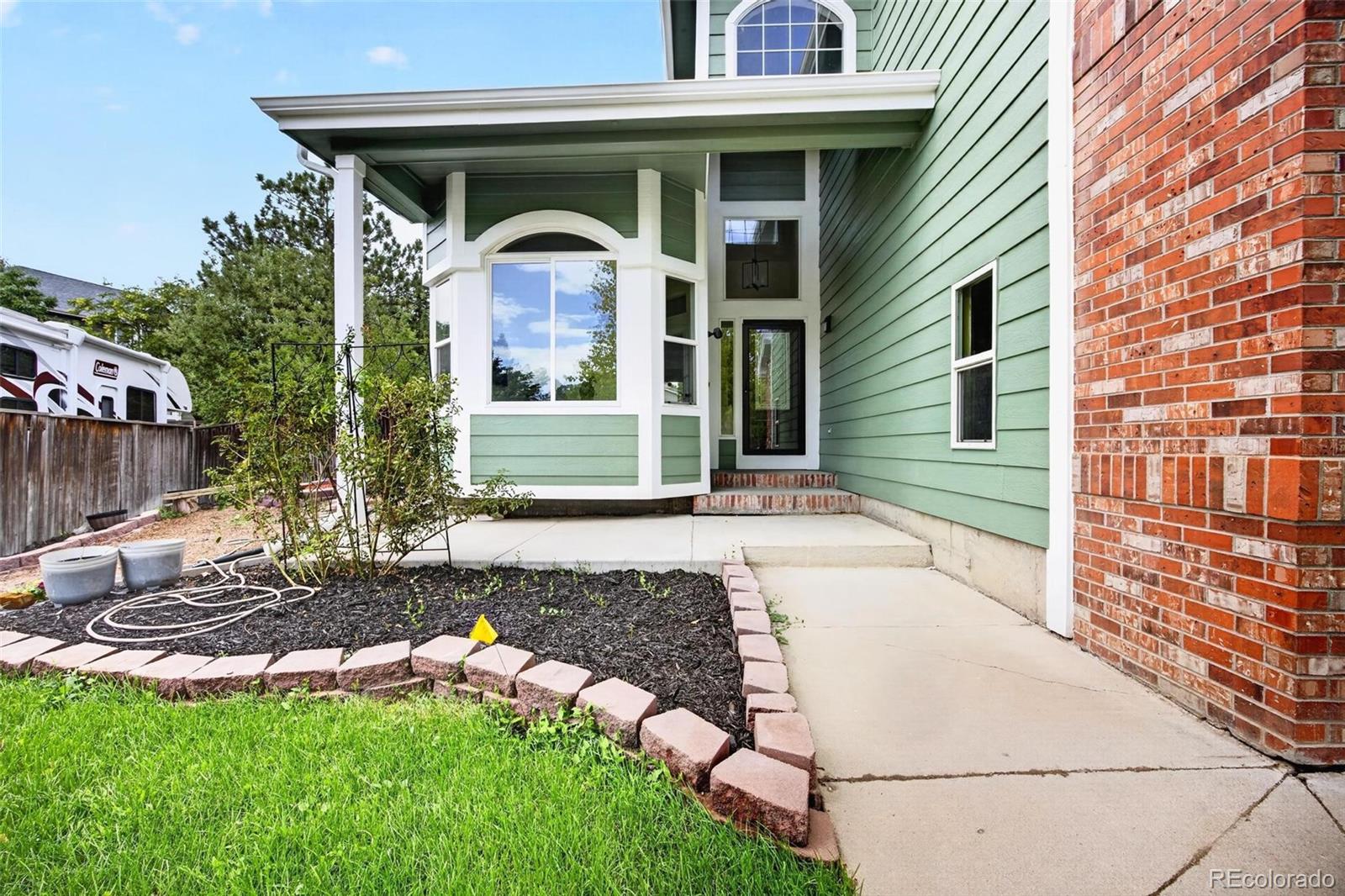 1415 Snowberry Ln, Broomfield, CO 80020