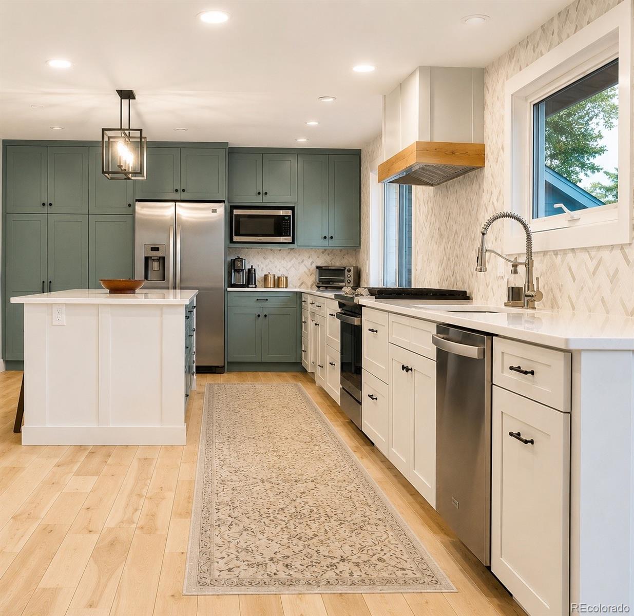22 Foothill Ash, Littleton, CO 80127
