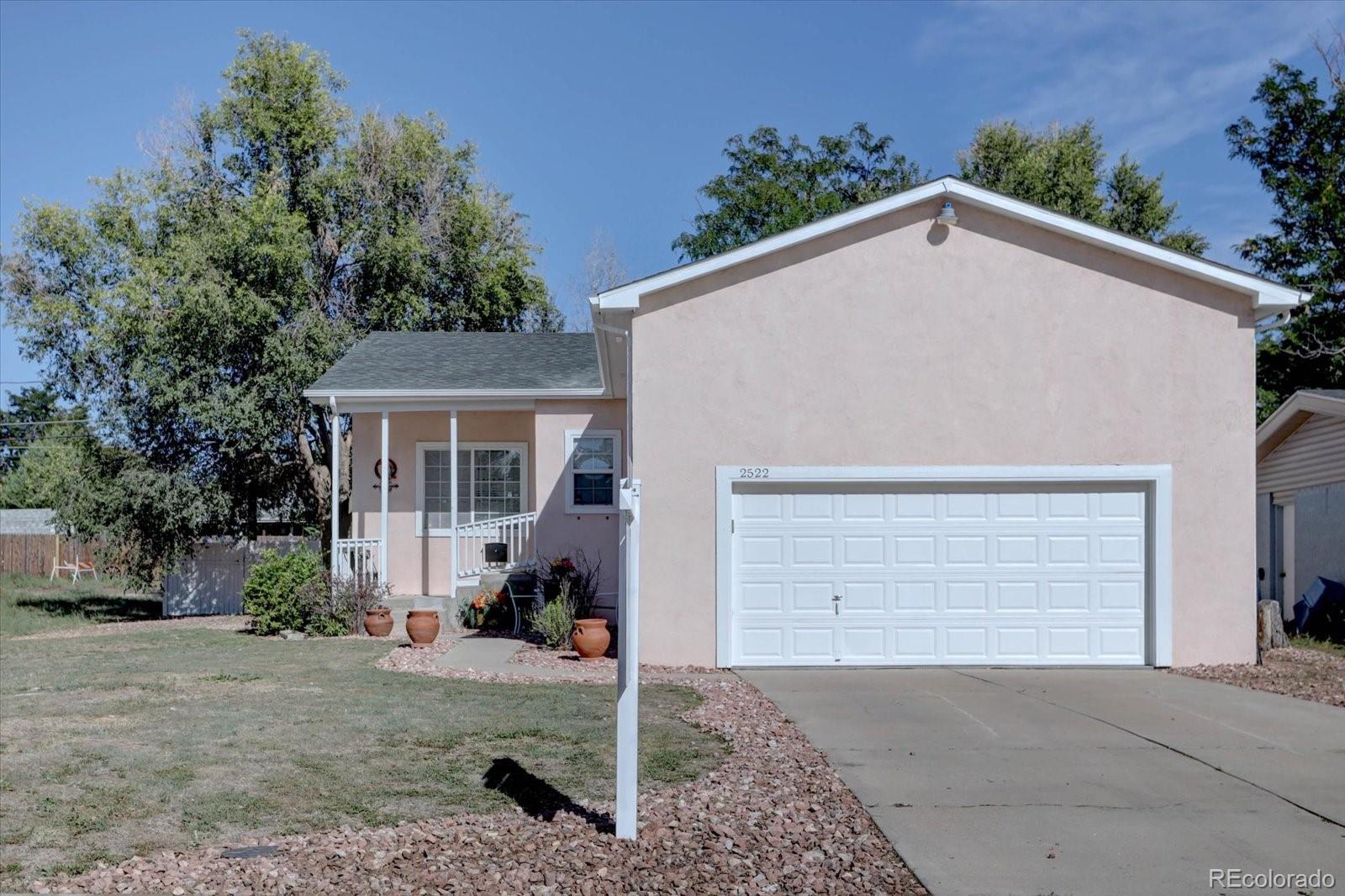 2522 Atchison St, Aurora, CO 80011
