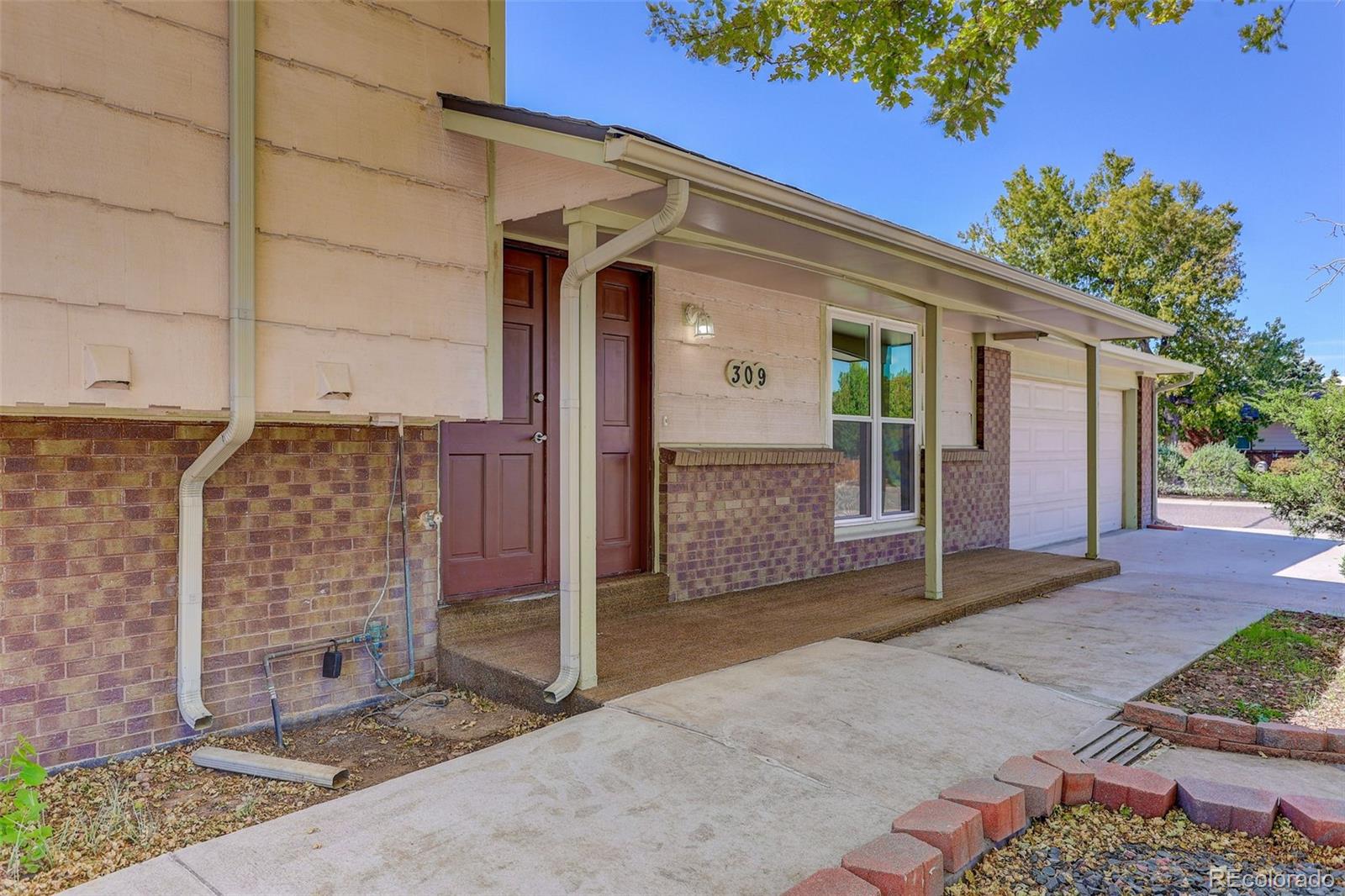 309 S 25th Ave, Brighton, CO 80601
