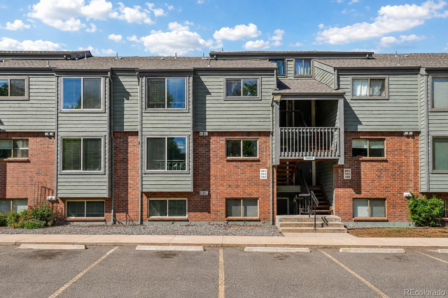 3666 S Depew St #304, Denver, CO 80235
