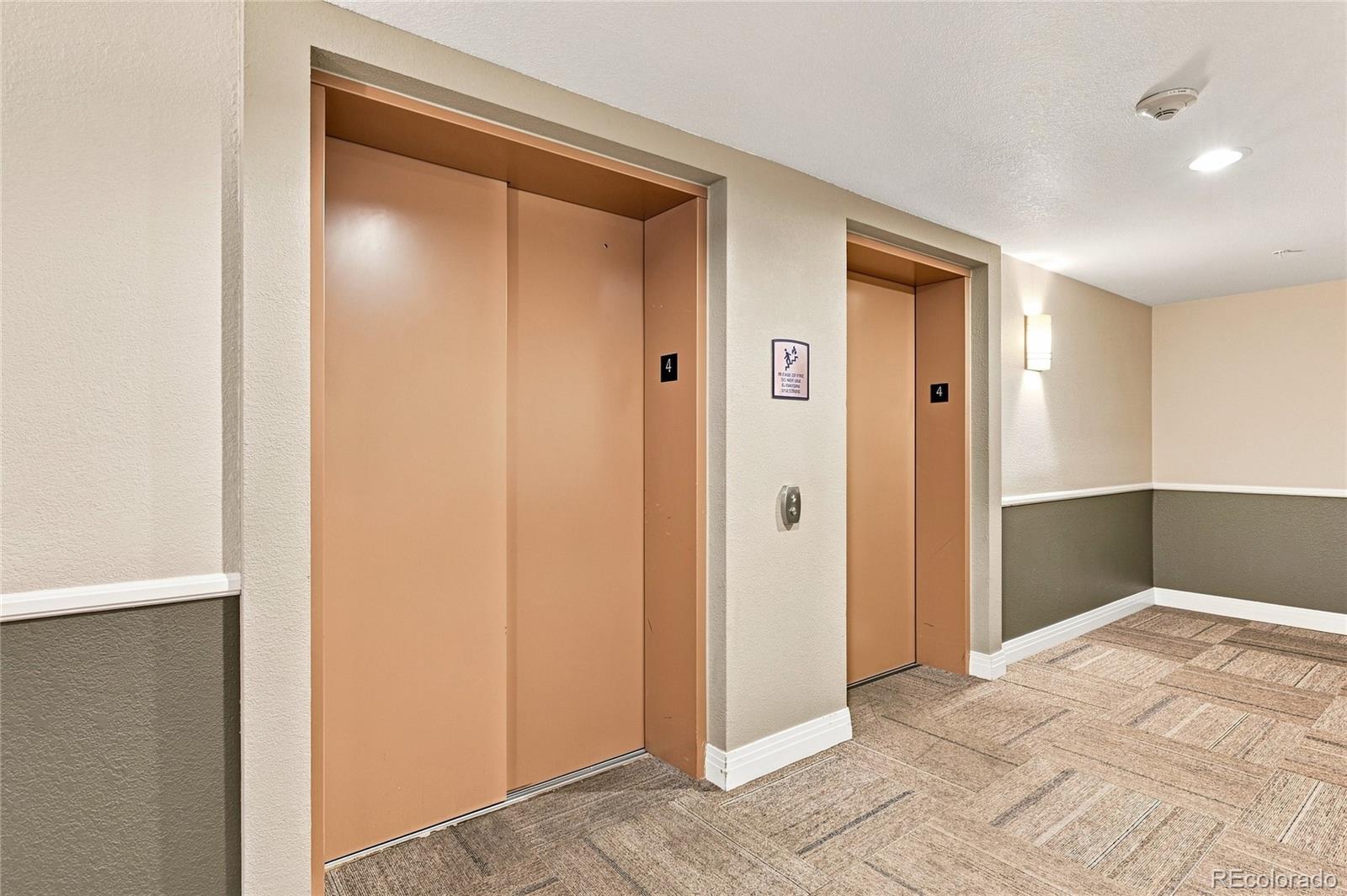 9079 E Panorama Cir #414, Englewood, CO 80112