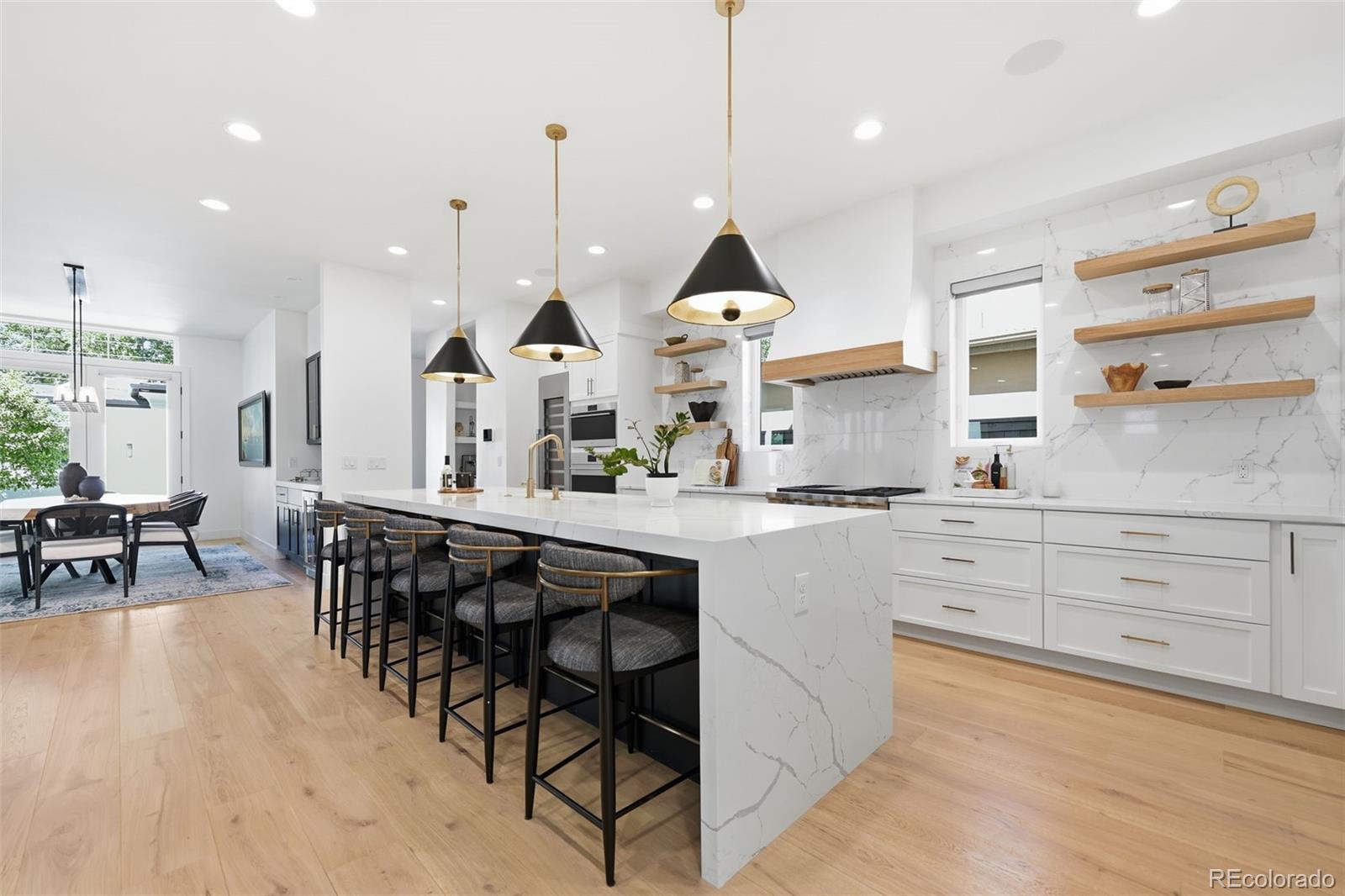2339 S Saint Paul St, Denver, CO 80210