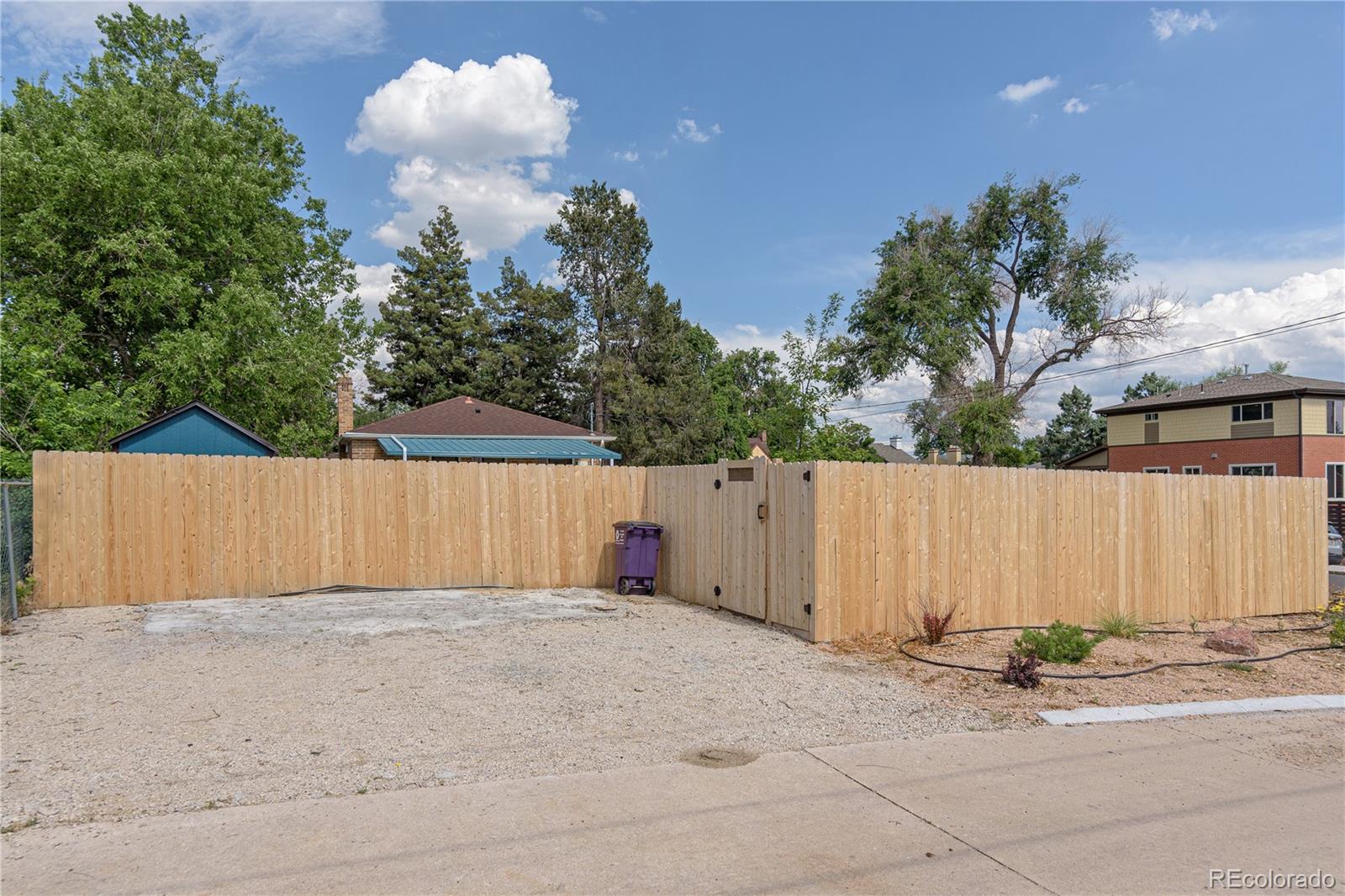 2701 N Steele St, Denver, CO 80205