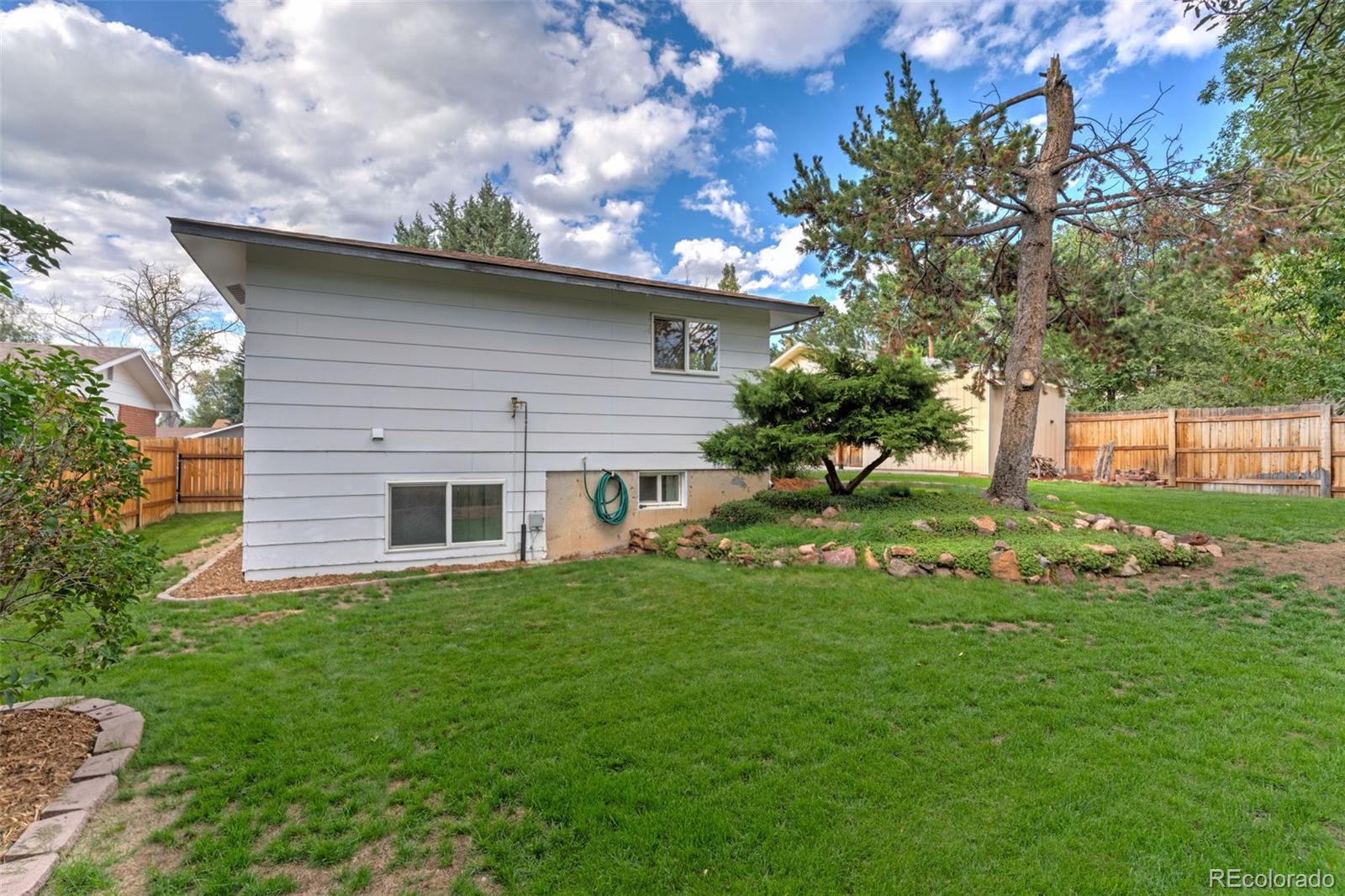 411 Redwood Dr, Colorado Springs, CO 80907