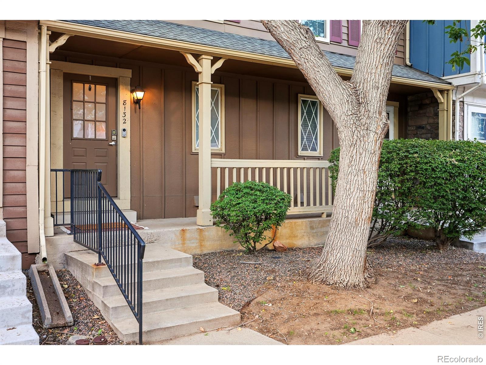 8132 S Fillmore Cir, Centennial, CO 80122