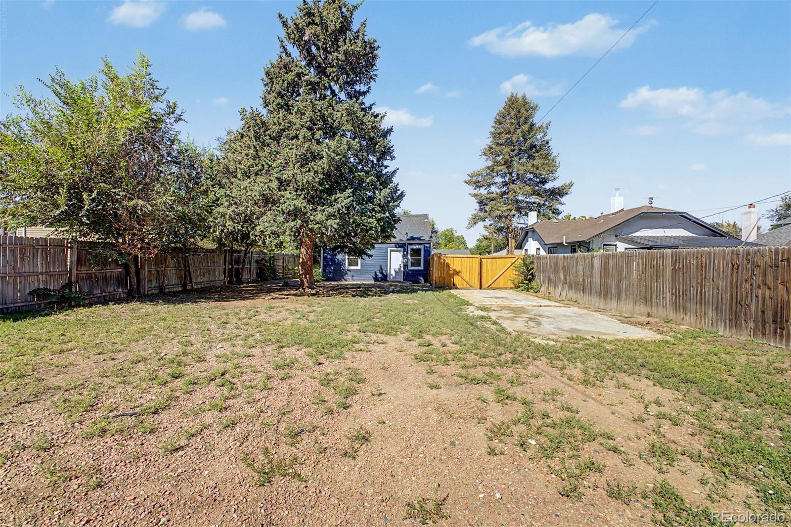 1334 Havana St, Aurora, CO 80010