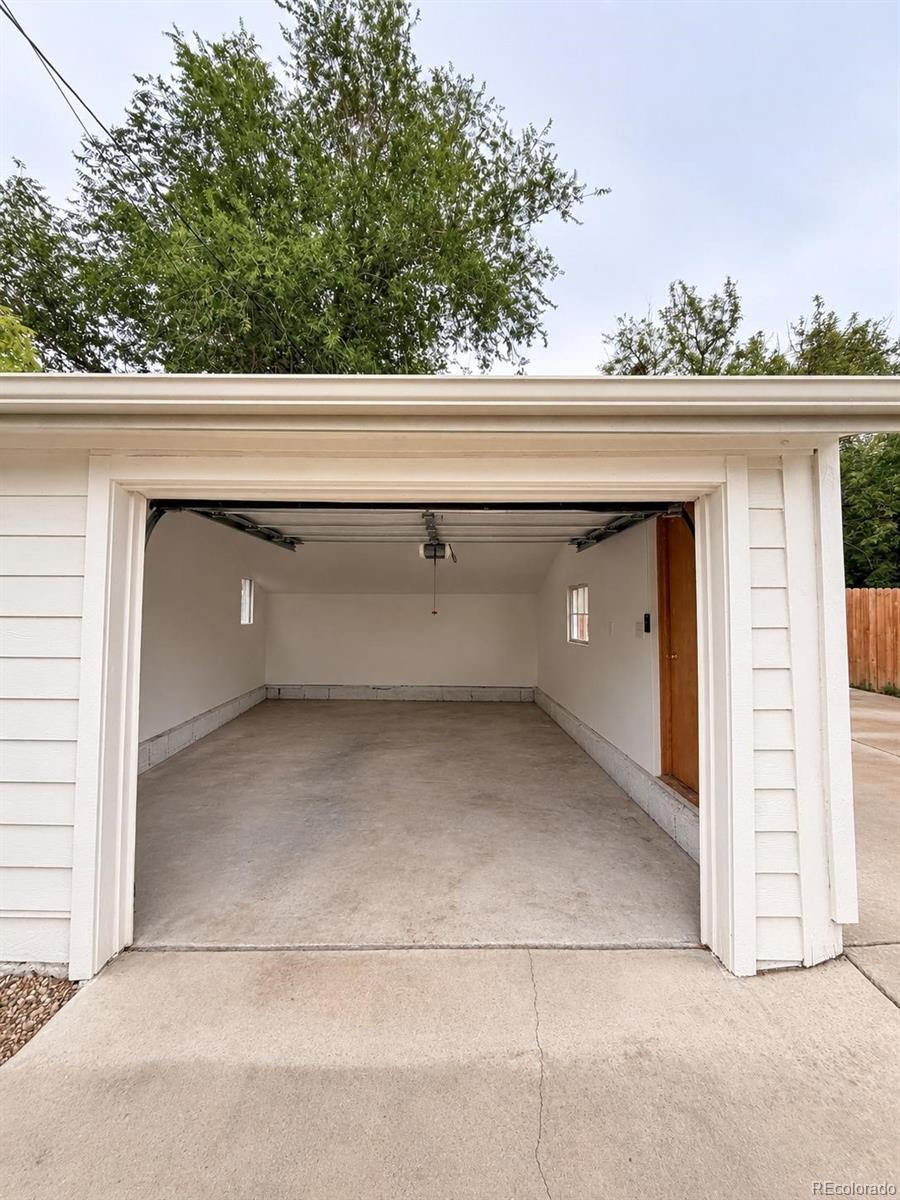 1671 Oswego St, Aurora, CO 80010