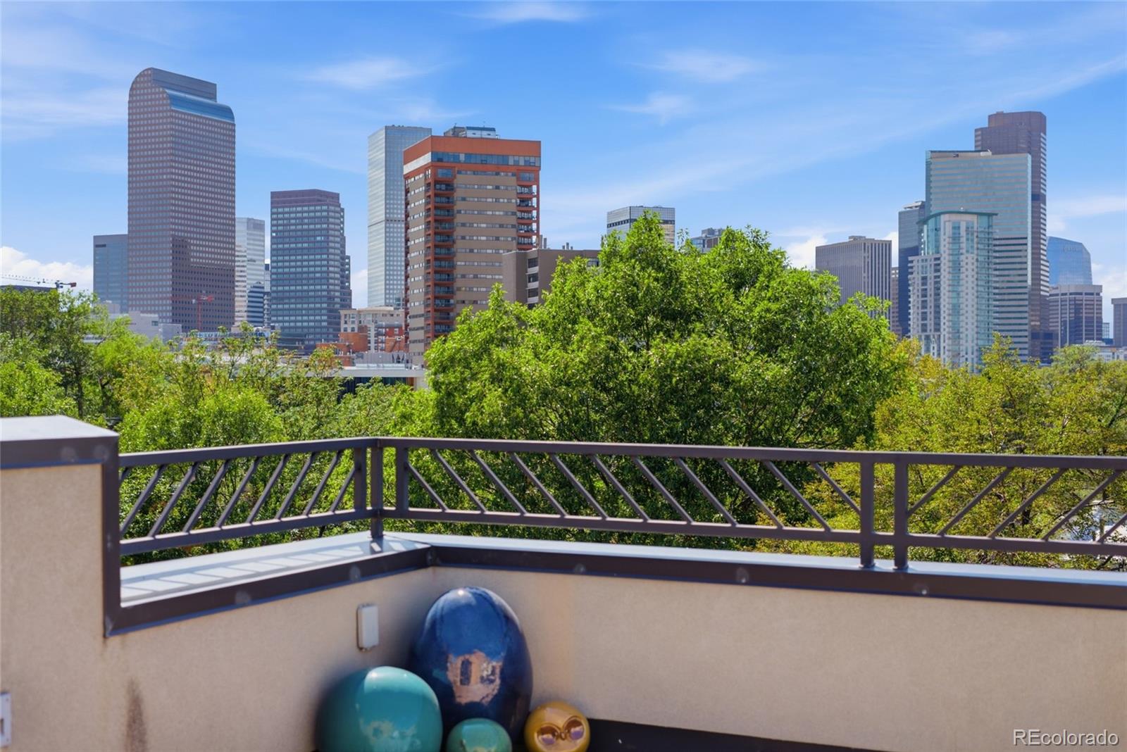 2202 N Emerson St, Denver, CO 80205