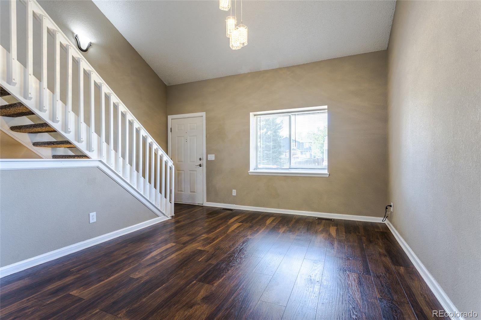 4984 S Dunkirk Way, Centennial, CO 80015
