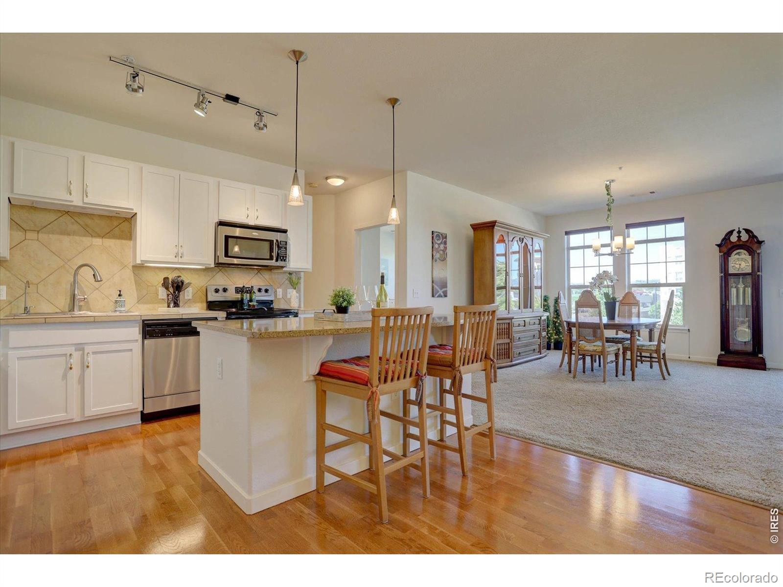 13456 Via Varra #213, Broomfield, CO 80020