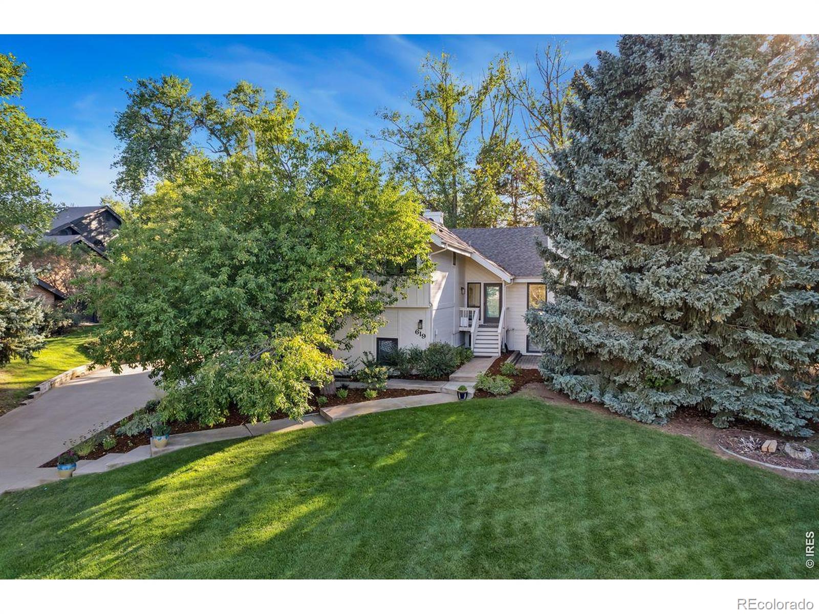 619 Skysail Ln, Fort Collins, CO 80525