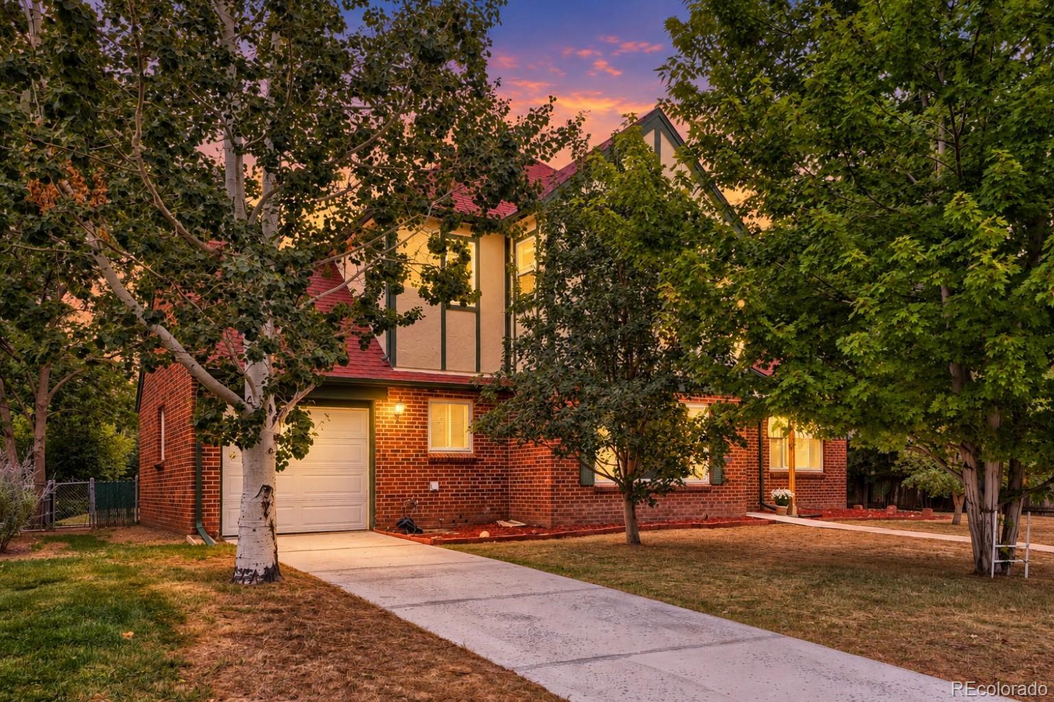 1060 Leyden St, Denver, CO 80220