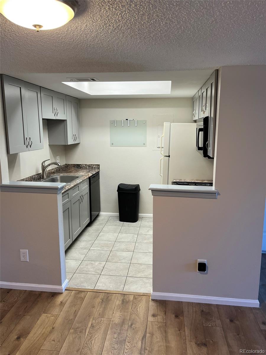 1960 S Xanadu Way #104, Aurora, CO 80014