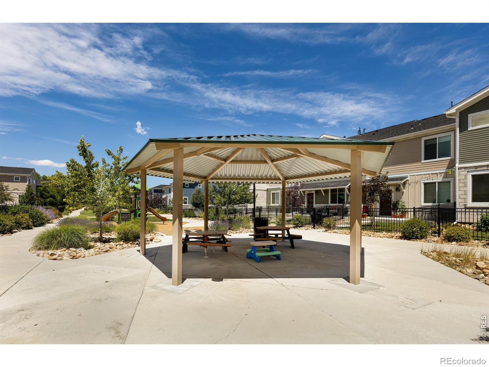 610 Stonebridge Dr, Longmont, CO 80503