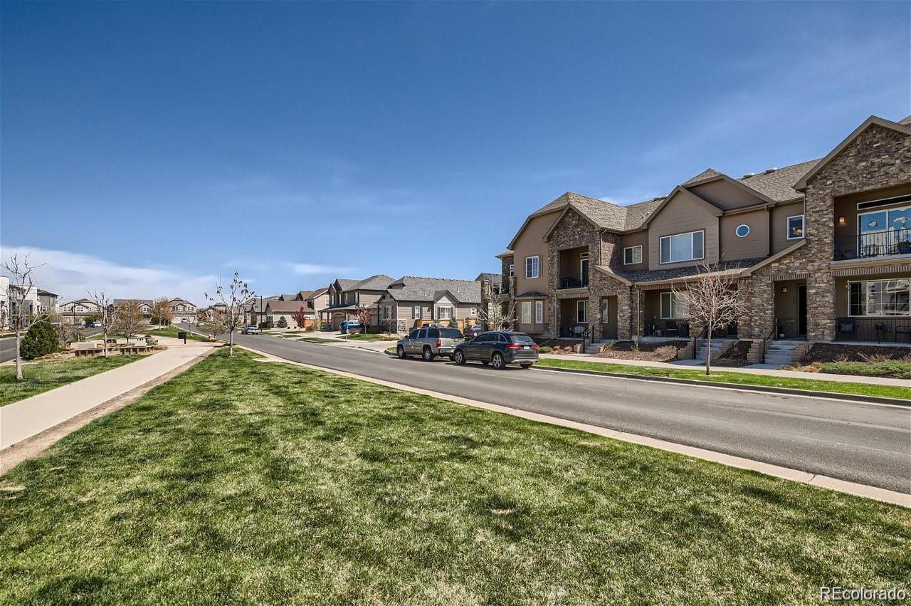518 E Dry Creek Pl, Littleton, CO 80122