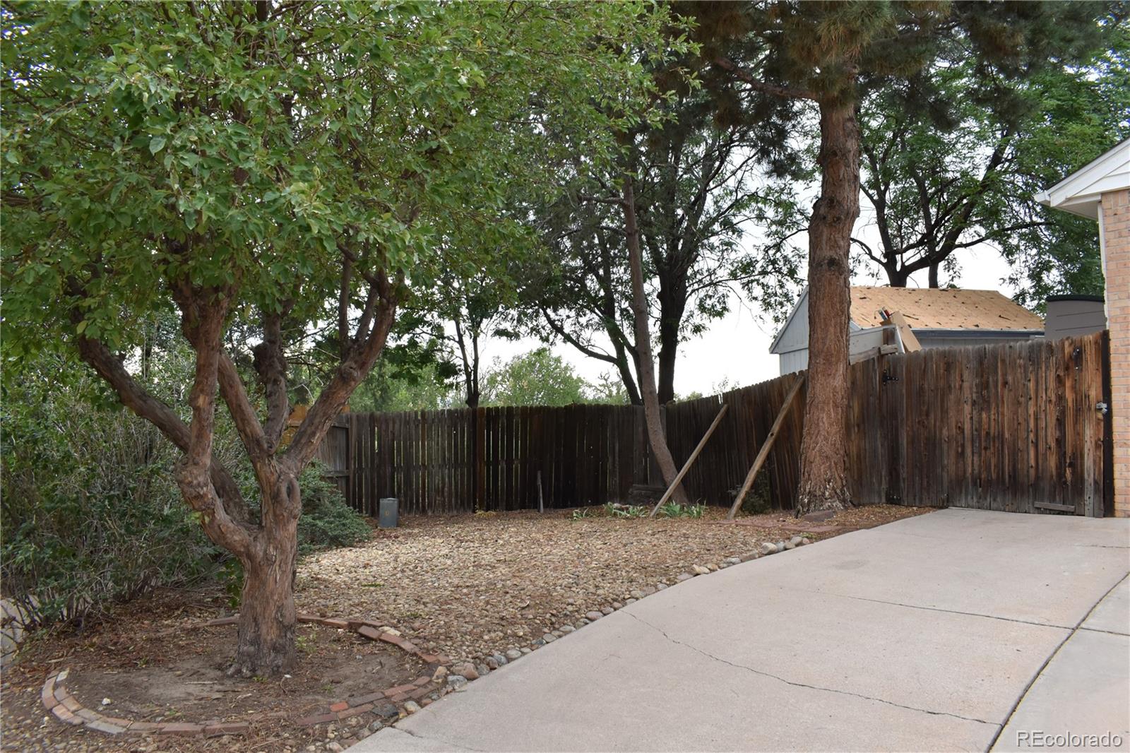 471 S Kingston Cir, Aurora, CO 80012