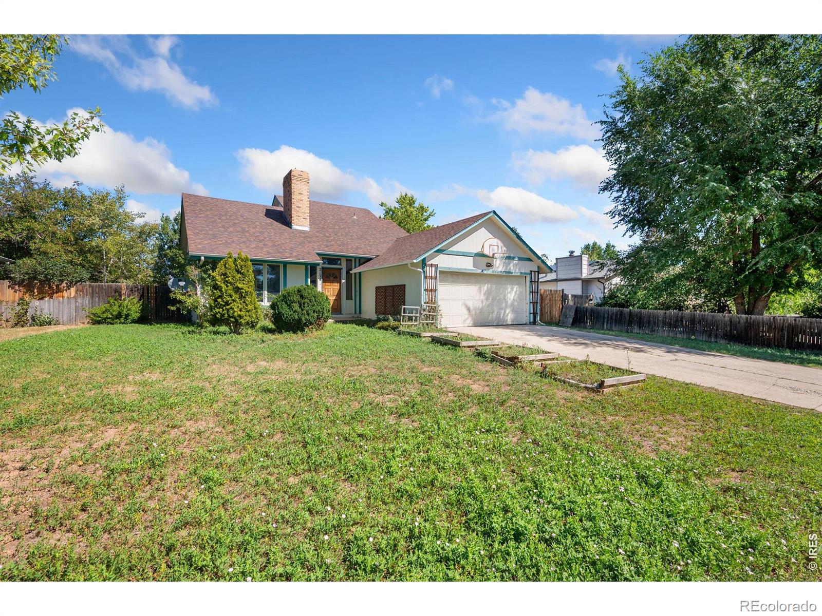 2124 Ayrshire Dr, Fort Collins, CO 80526