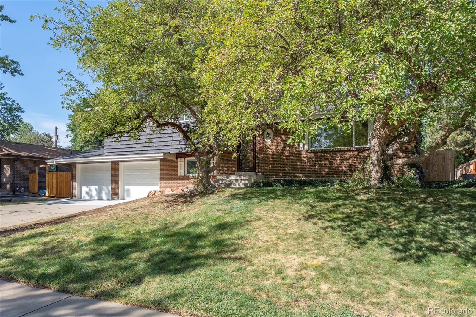 2161 S Allison Ct, Denver, CO 80227