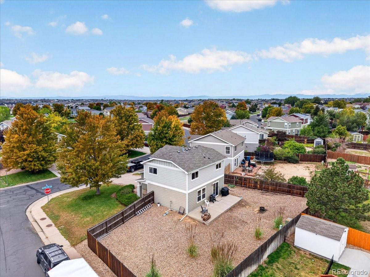 800 Willow Dr, Lochbuie, CO 80603