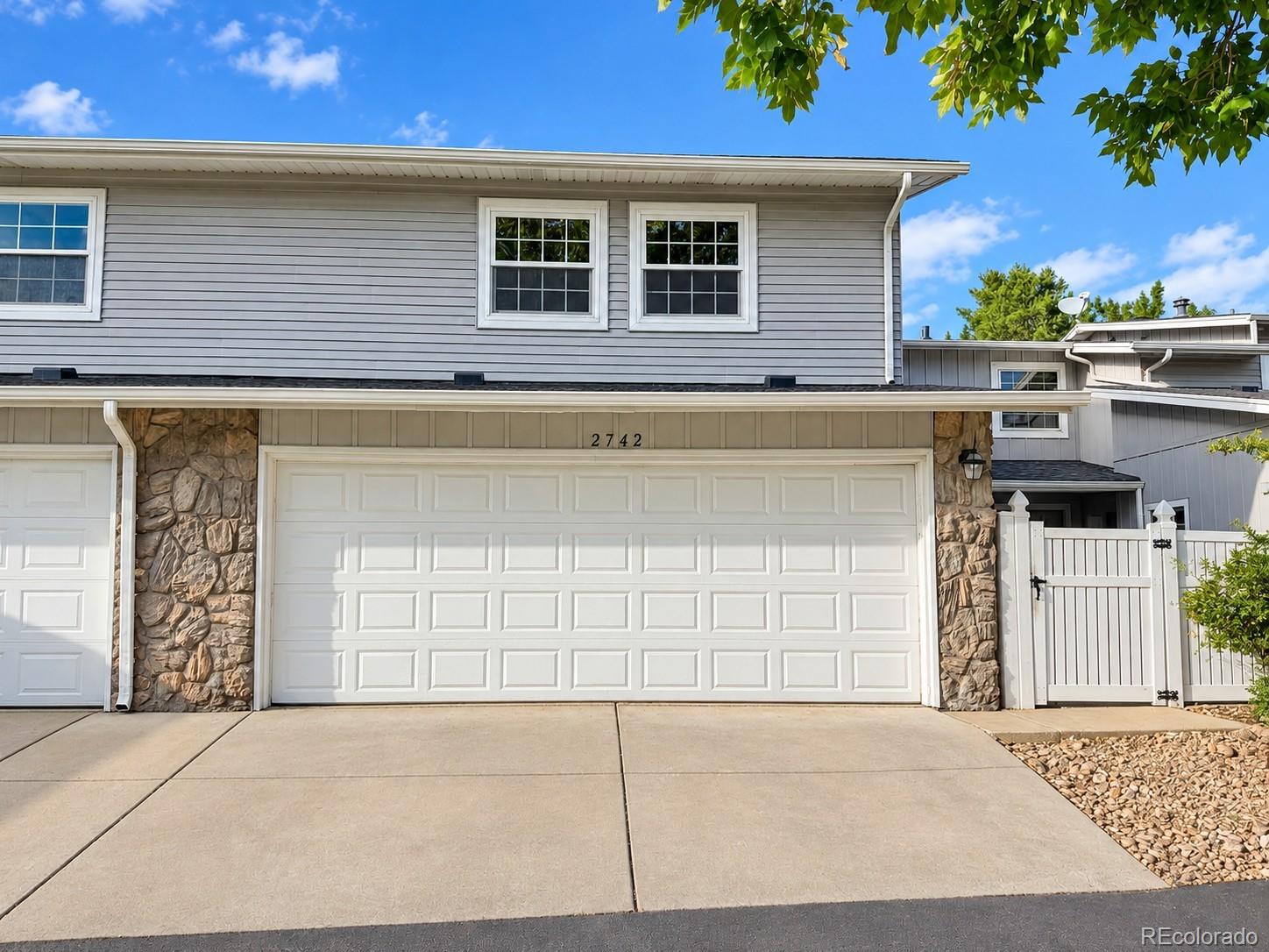 2742 S Xanadu Way, Aurora, CO 80014