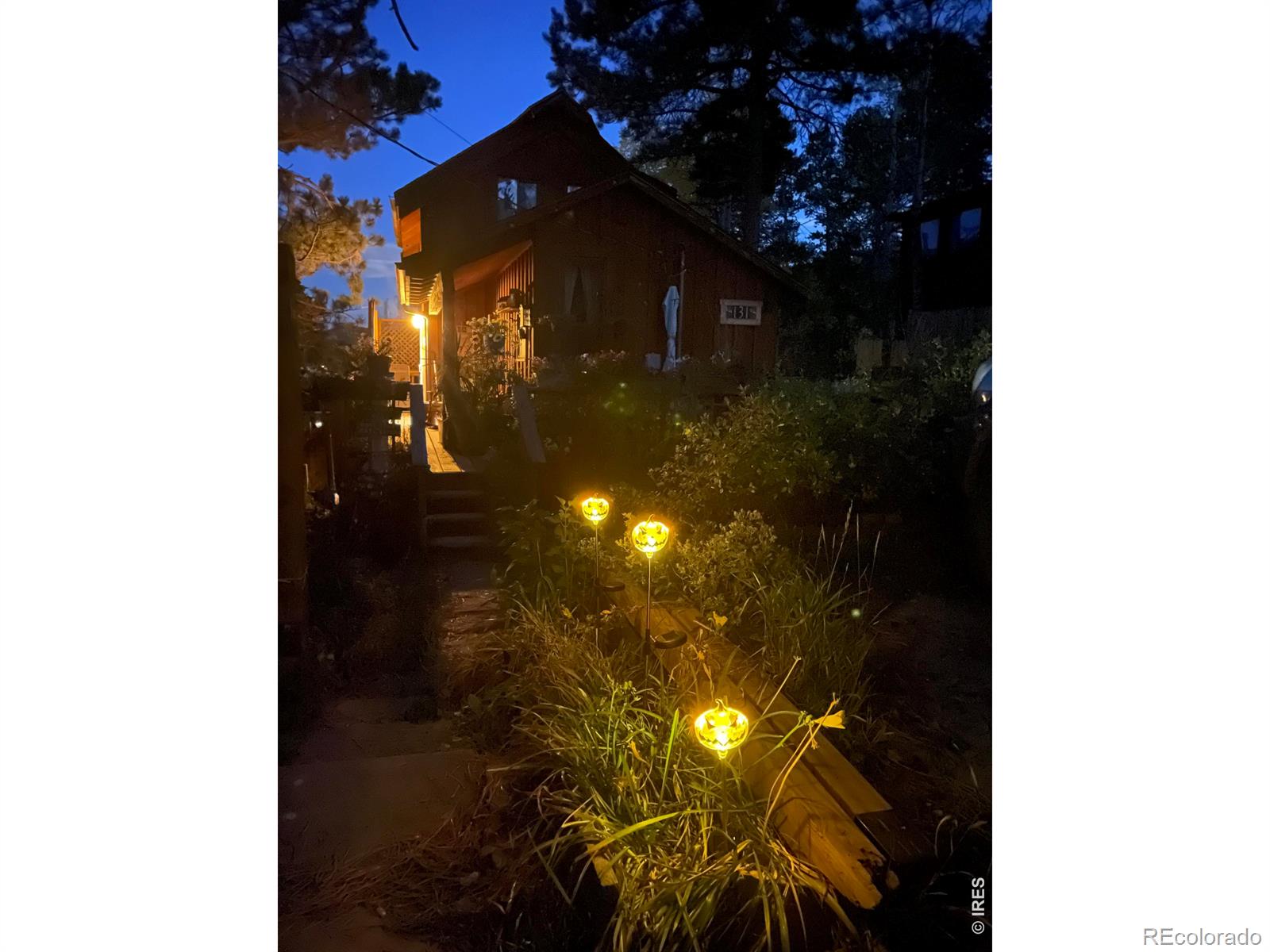 131 S Jackson St, Nederland, CO 80466