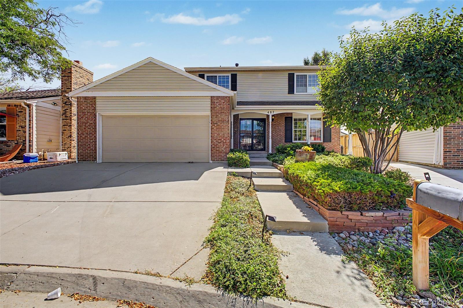 487 S Kingston Cir, Aurora, CO 80012