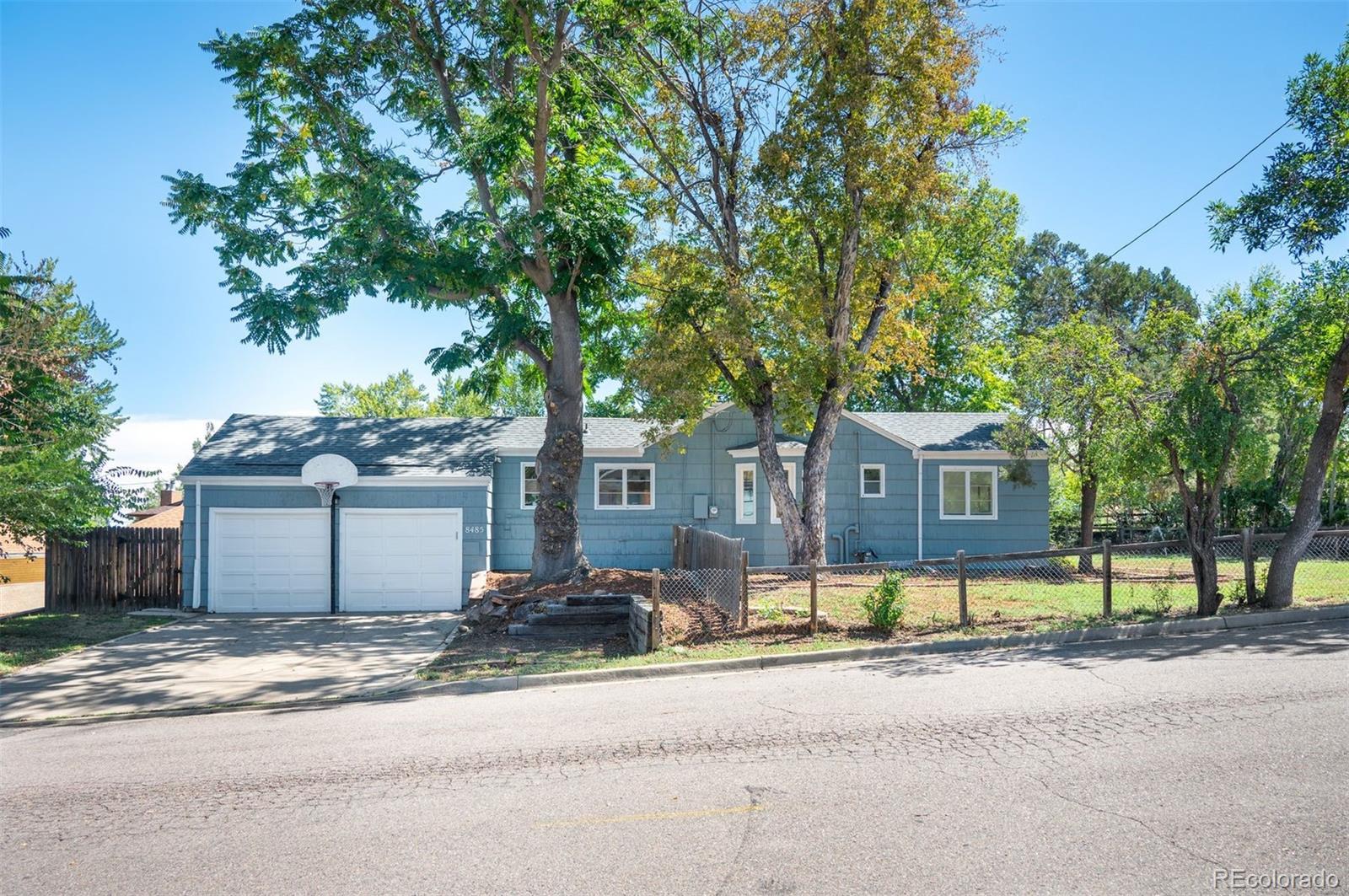 8485 W 38th Ave, Wheat Ridge, CO 80033