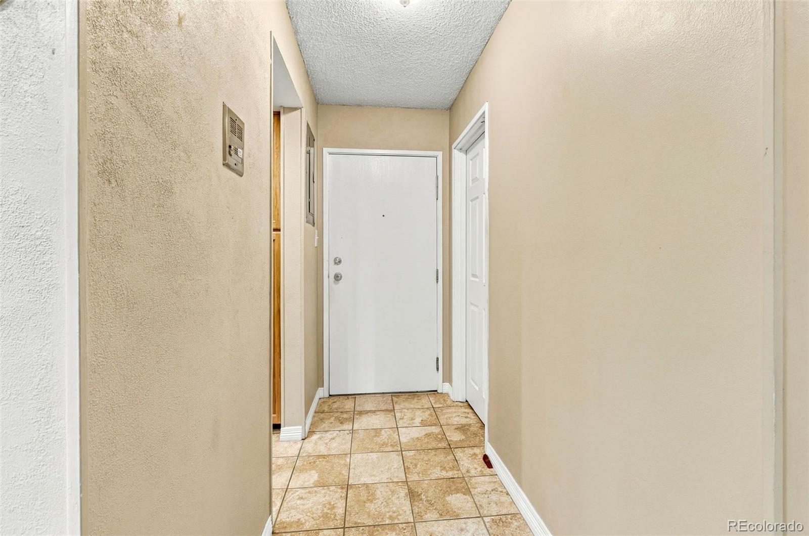 14390 E Marina Dr #209, Aurora, CO 80014