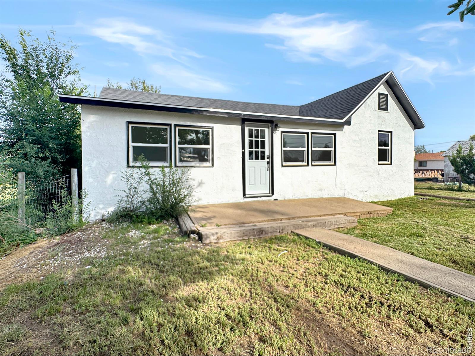 504 N 6th Ave, Sterling, CO 80751
