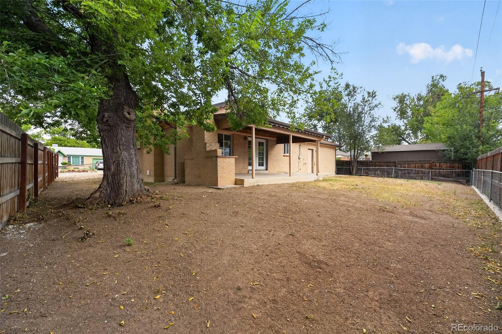 10992 Grant Dr, Northglenn, CO 80233