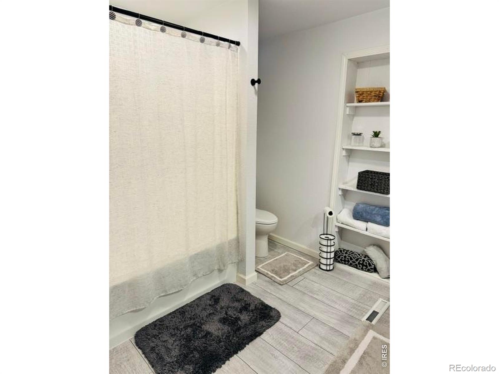 230 N Logan Ave, Haxtun, CO 80731