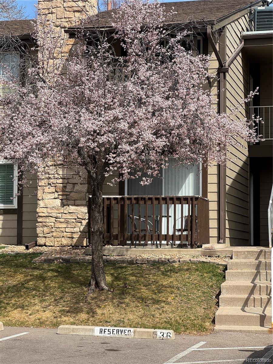 1850 S Pitkin Cir #B, Aurora, CO 80017