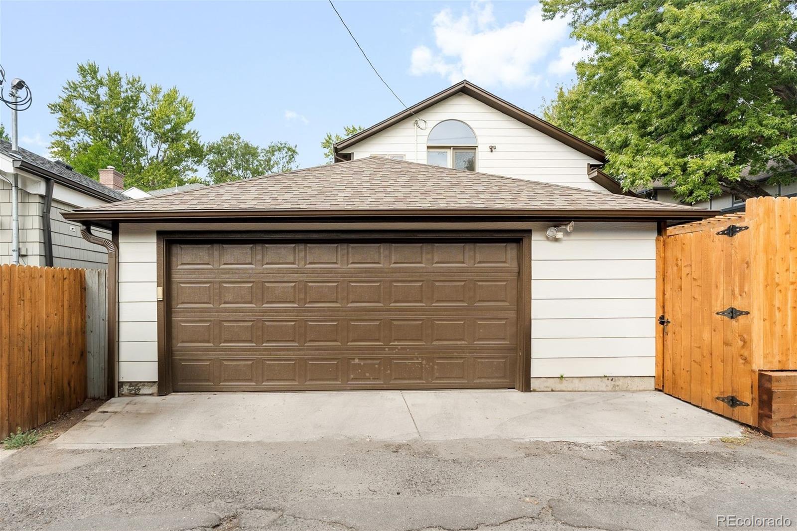 960 S High St, Denver, CO 80209