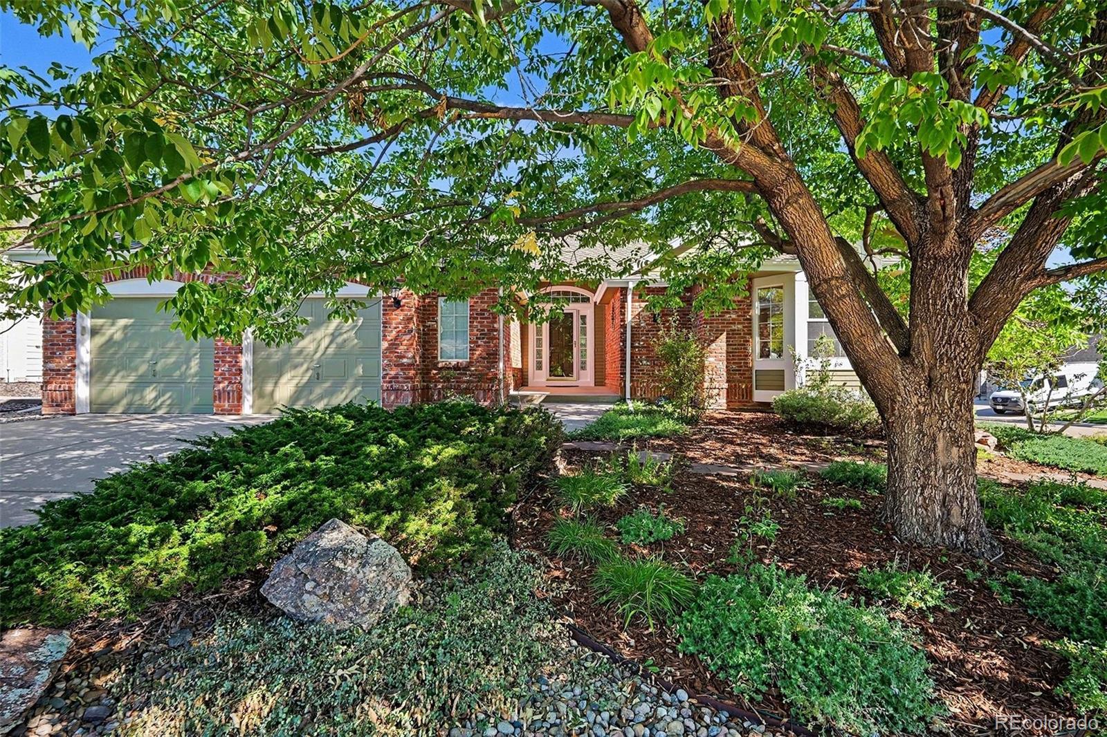 253 Huntley Ct, Castle Pines, CO 80108