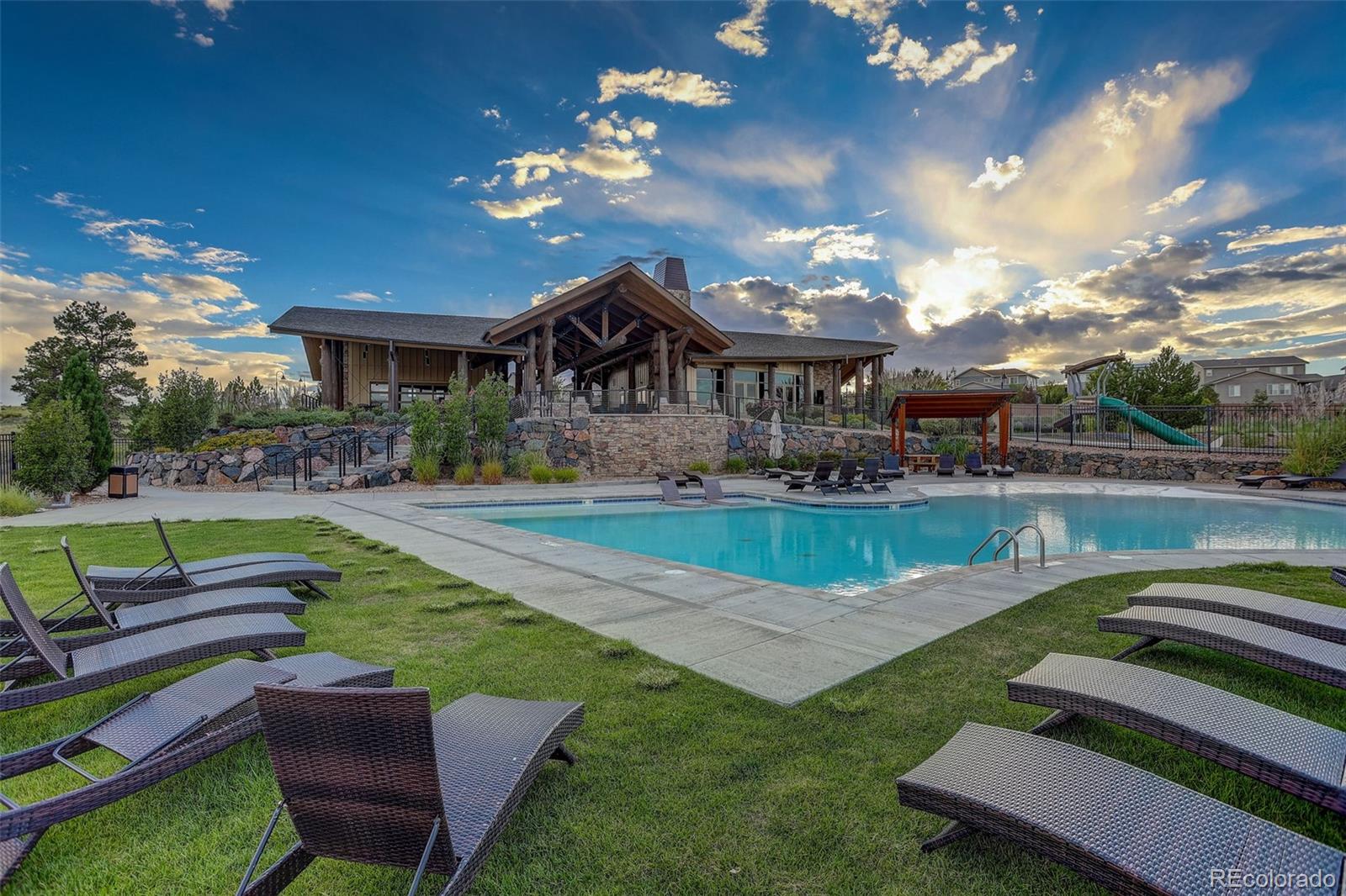 8270 S Jackson Gap Ct, Aurora, CO 80016