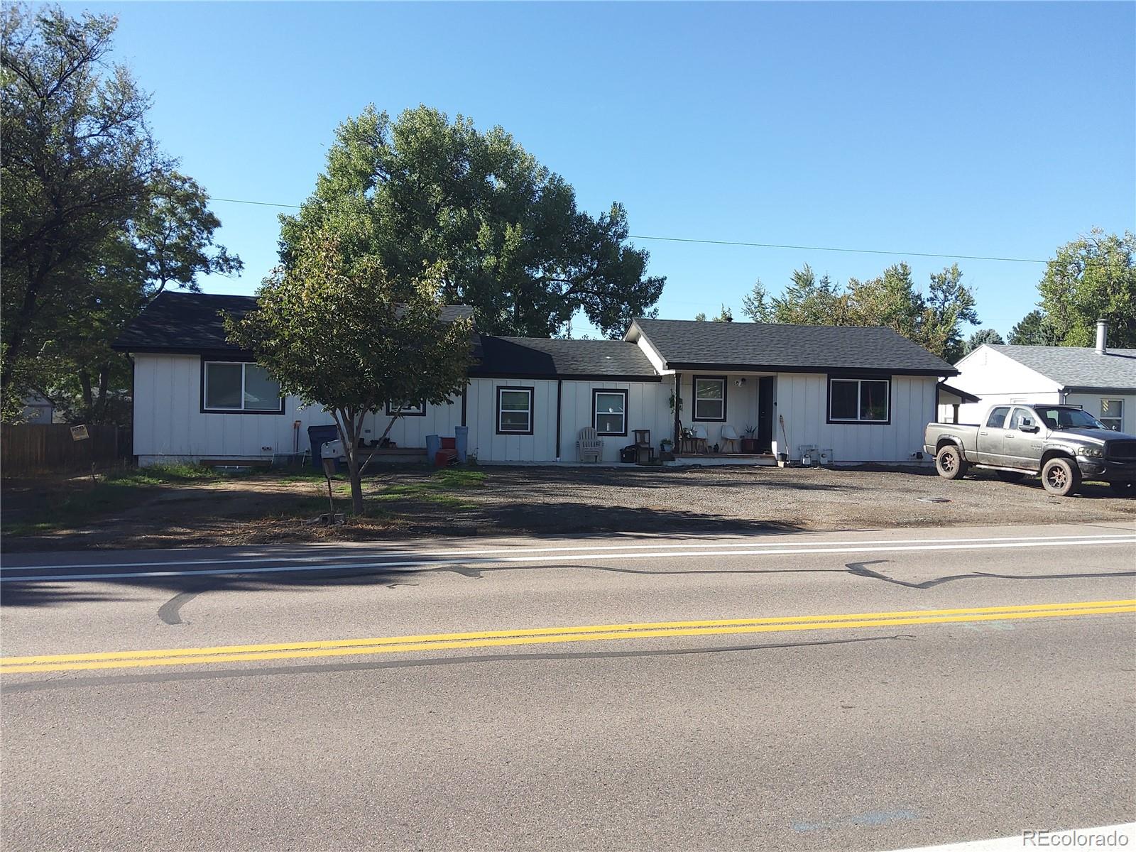 8410 10th Ave, Lakewood, CO 80215