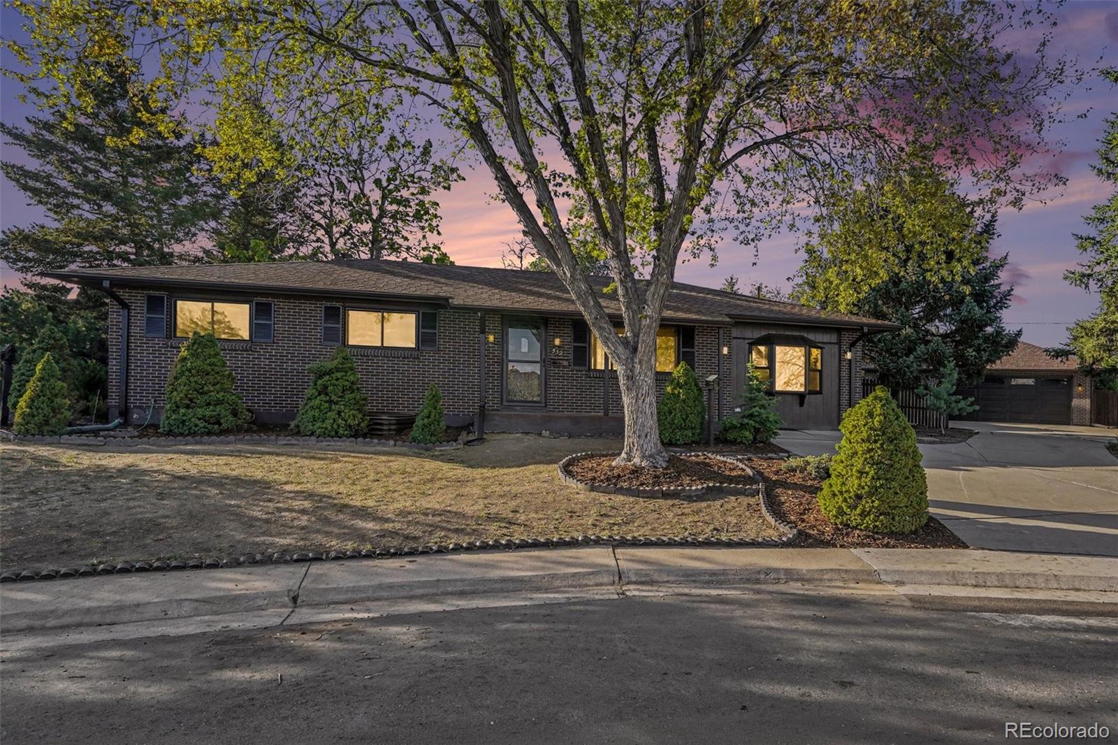 559 Elbert Way, Denver, CO 80221