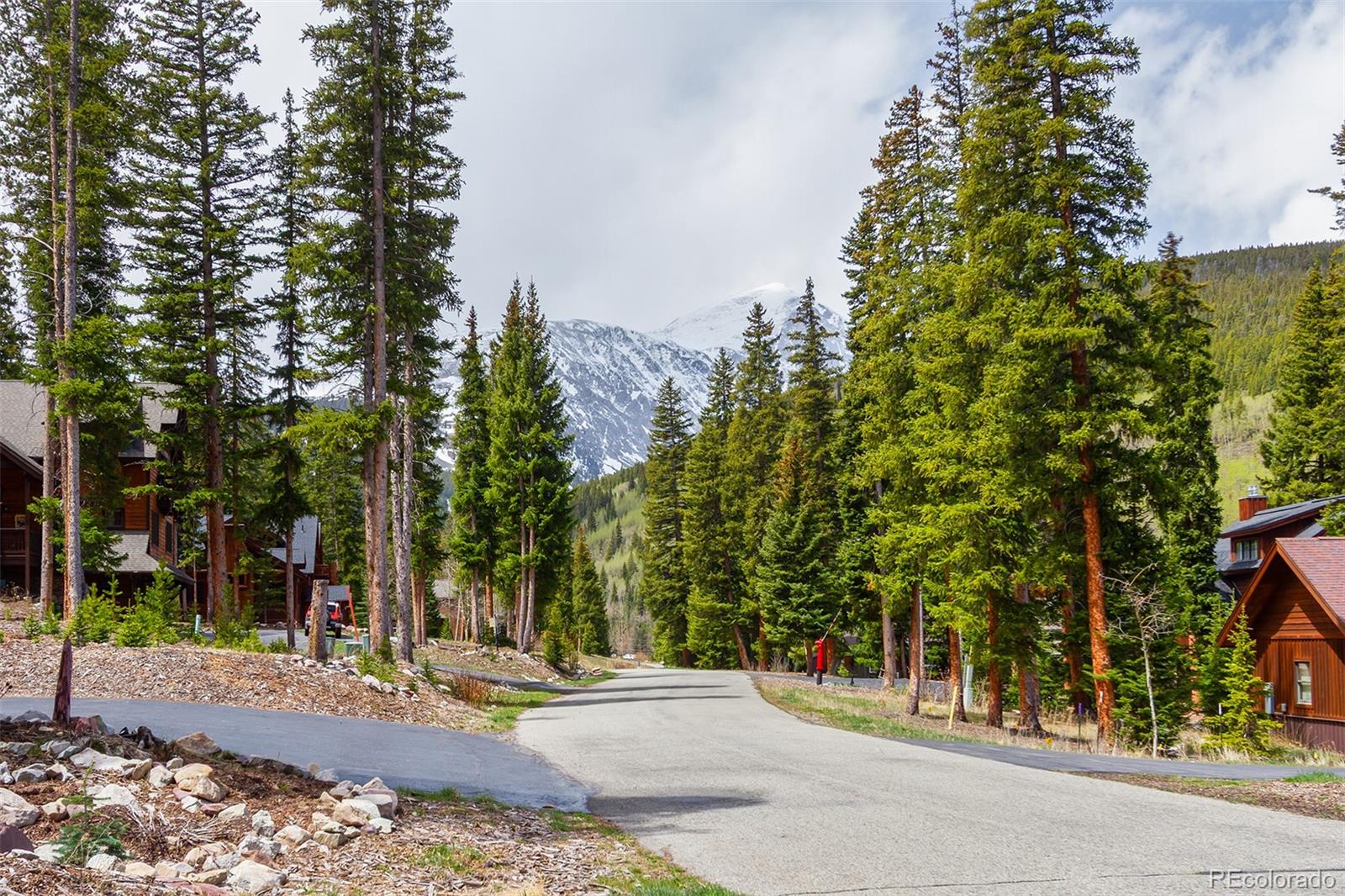 905 Whispering Pines Cir, Blue River, CO 80424