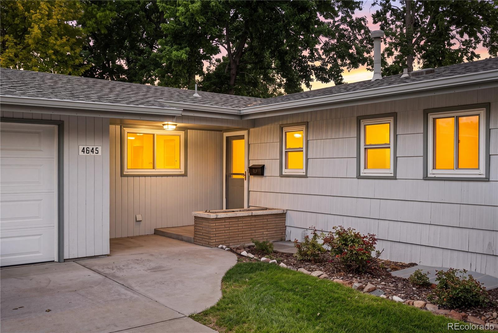 4645 S Inca St, Englewood, CO 80110