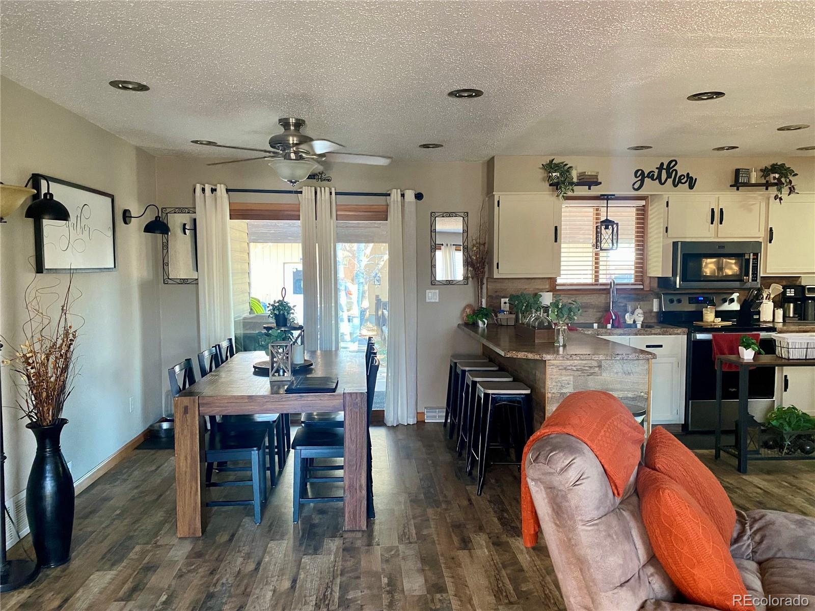 410 4th St, Burlington, CO 80807