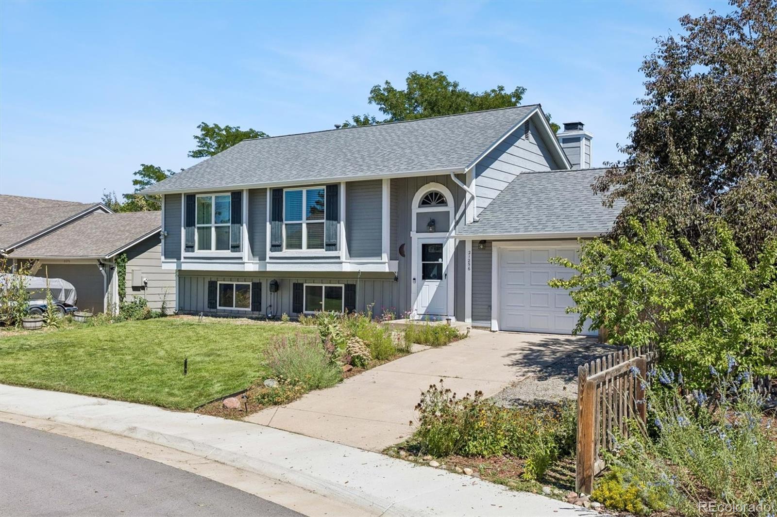 21256 E Powers Cir, Centennial, CO 80015