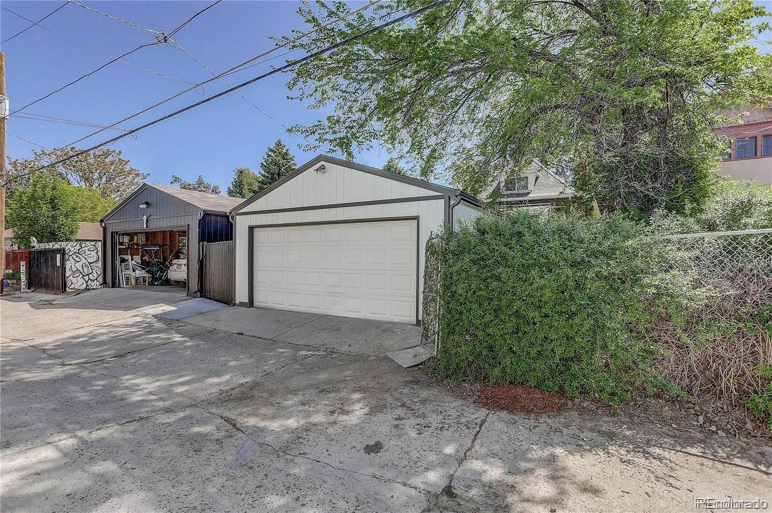 2943 N York St, Denver, CO 80205