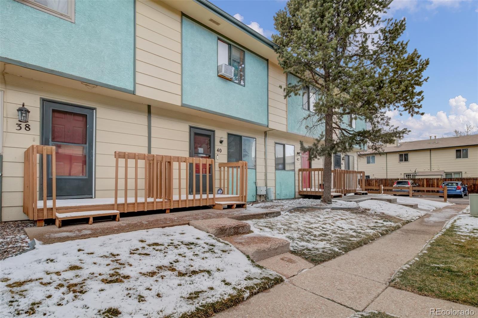 40 Murray Heights Dr, Colorado Springs, CO 80916