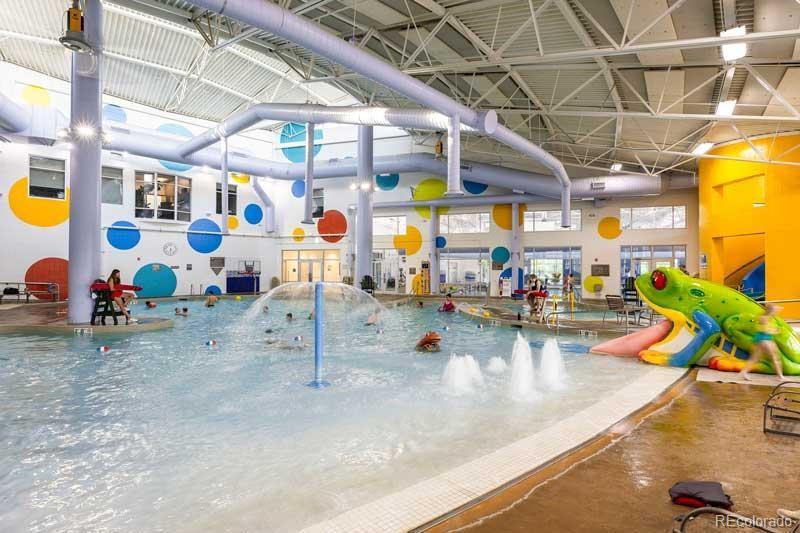 9712 Queenscliffe Dr, Highlands Ranch, CO 80130