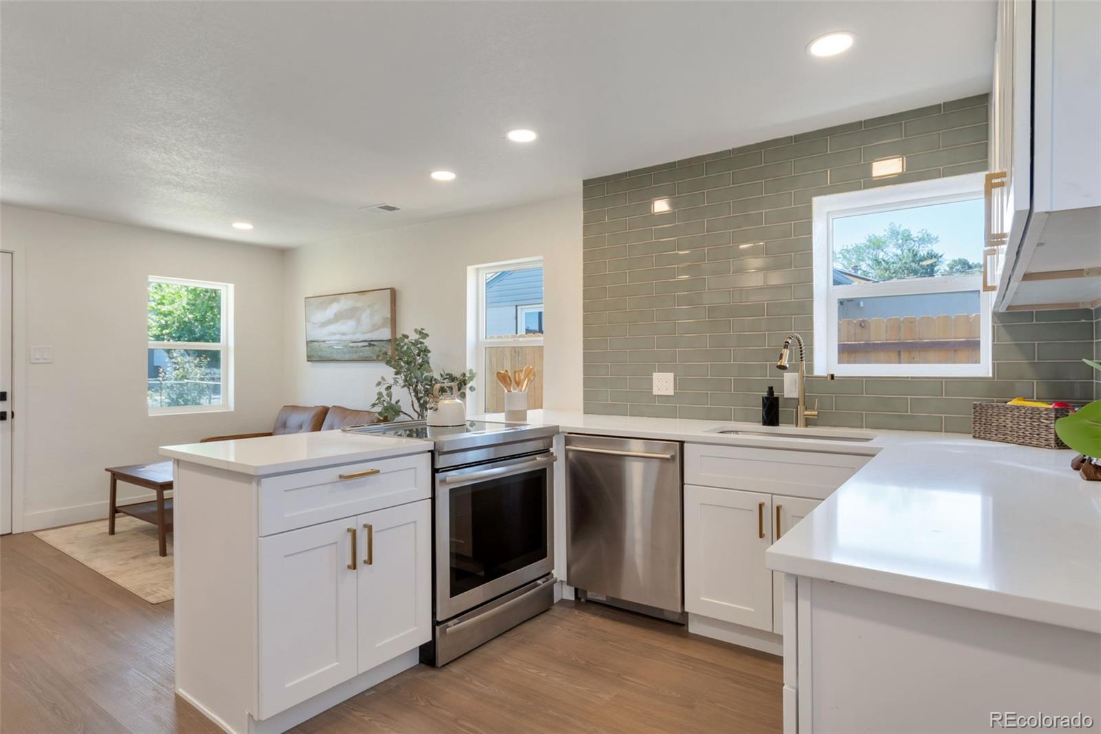 3715 N Jackson St, Denver, CO 80205