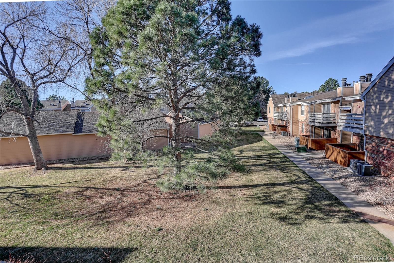 3344 S Ammons St #16-202, Denver, CO 80227