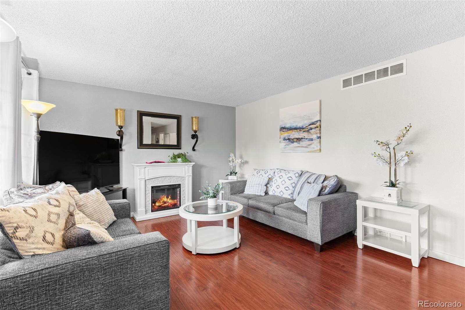 14900 E 55 Th Ave, Denver, CO 80239
